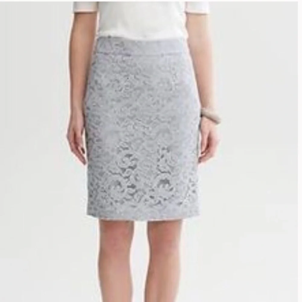 ❤️❤️ Banana Republic Lace Floral Pencil Skirt ❤️